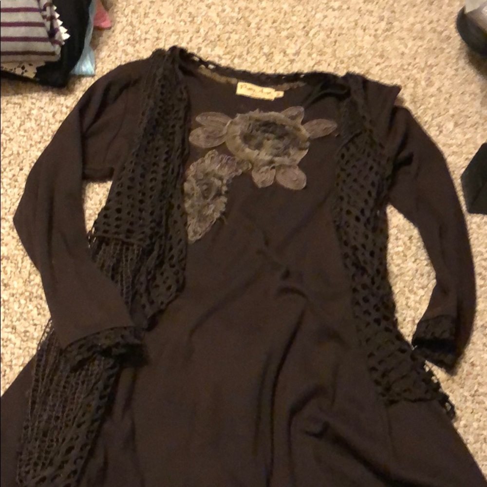 Pretty Angel Size Medium Blouse
